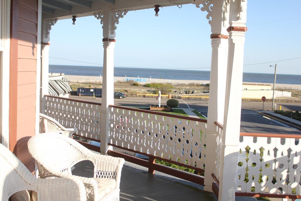 Angel Of The Sea Bed And Breakfast Cape May Exterior photo