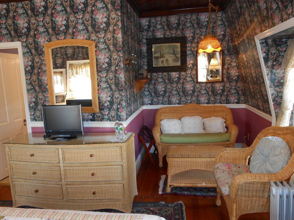 Angel Of The Sea Bed And Breakfast Cape May Exterior photo
