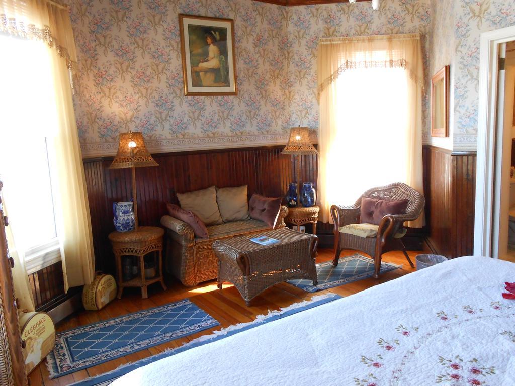 Angel Of The Sea Bed And Breakfast Cape May Exterior photo